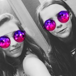 Meet your Posher, Kaylin